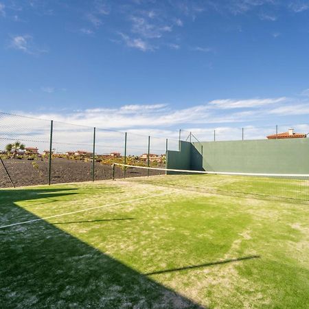Villa Majanicho Con Piscina Lajares Esterno foto