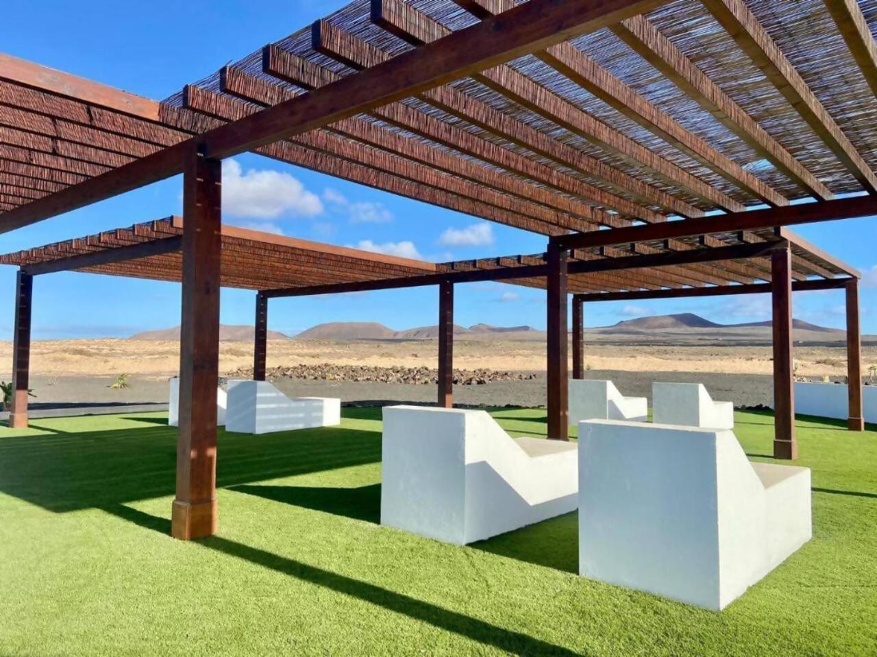 Villa Majanicho Con Piscina Lajares Esterno foto