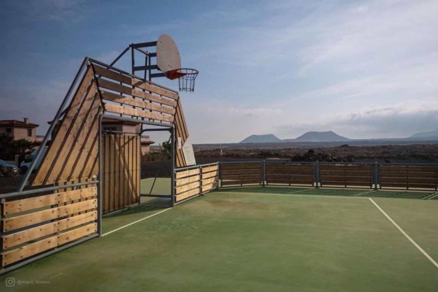 Villa Majanicho Con Piscina Lajares Esterno foto